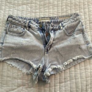 PacSun High rise festival short in light denim size 26